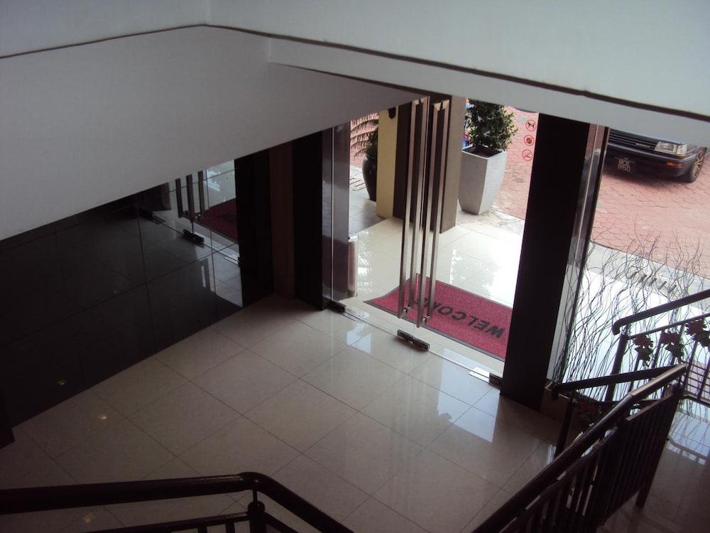 Signature Hotel Kuantan Exterior foto